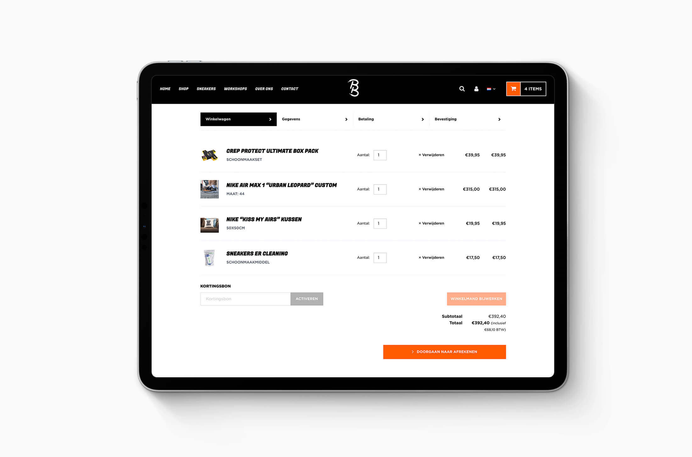 BB's Customs Tablet toont uw winkelwagen met artikelen, prijzen en een grote oranje knop om af te rekenen.