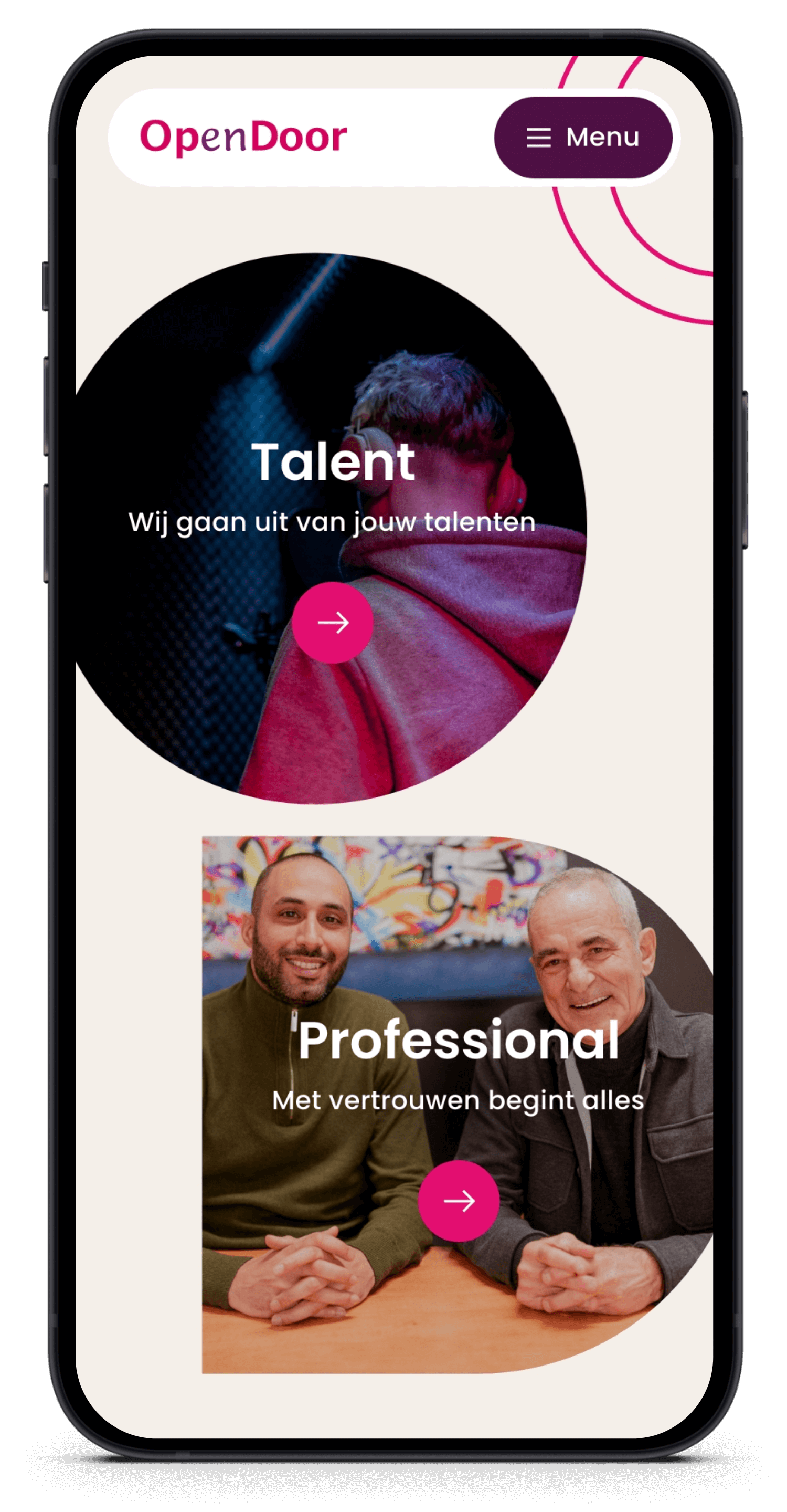 Op een smartphone worden cirkelvormige afbeeldingen met het label Talent & Professional weergegeven, met daarop personen van Stichting OpenDoor.